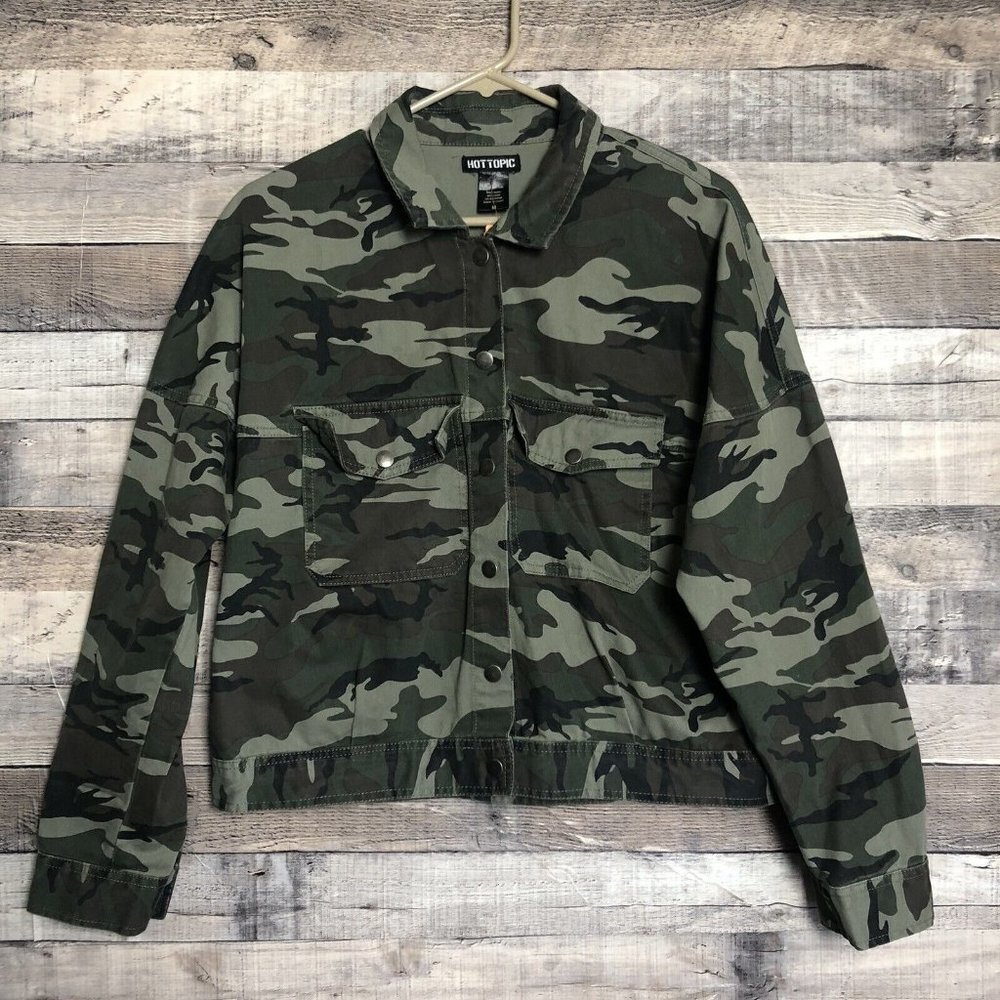 Hot Topic Womens Jacket Camouflage Pockets Cotton Green Size Medim